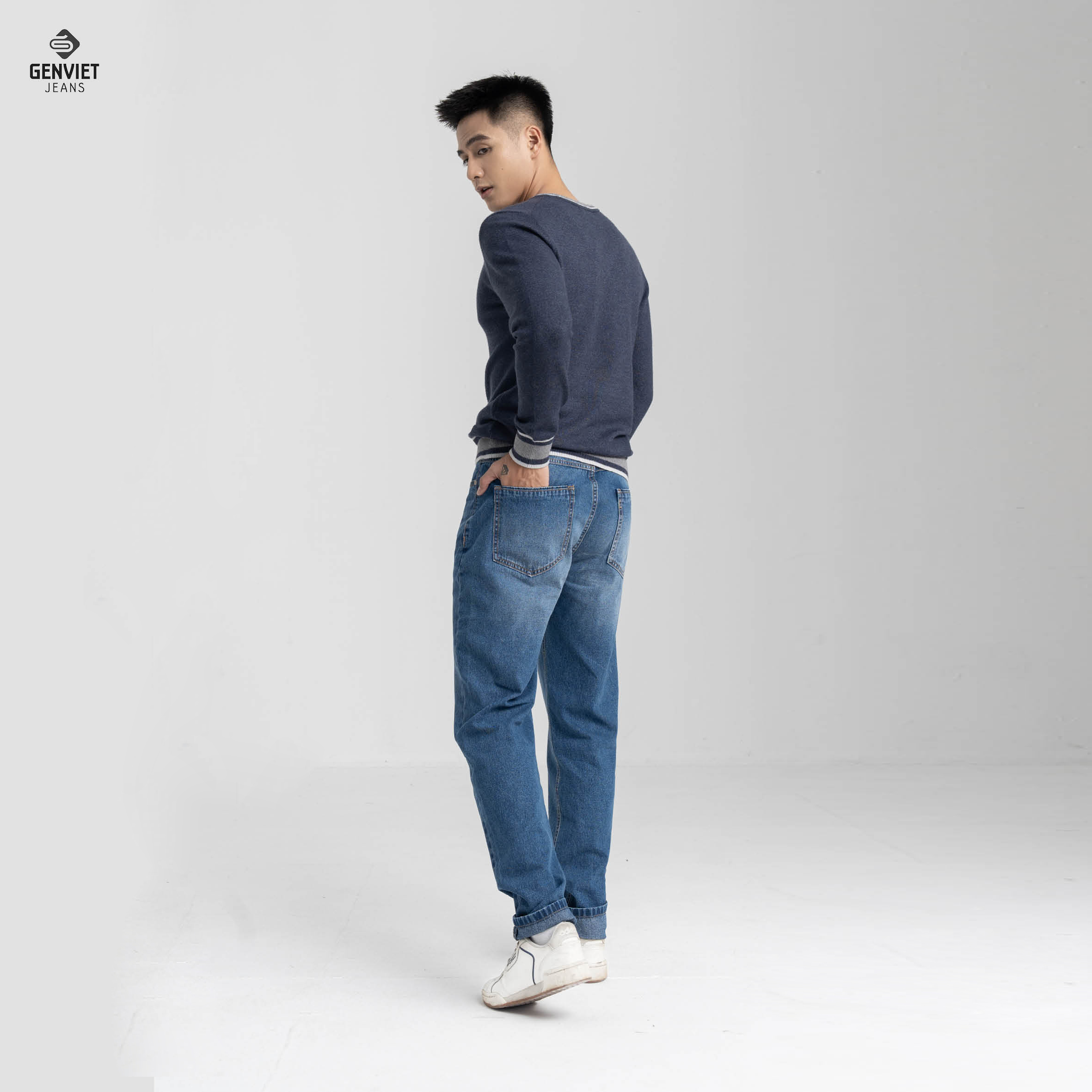 Quần Jeans Nam GENVIET JEANS Quần Bò Denim Col Thụng T1104J8013