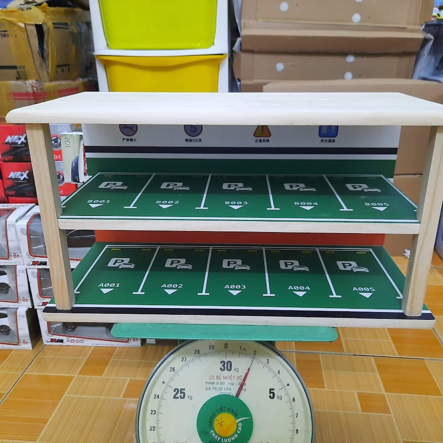 Mô hình gara xe tỉ lệ 1:32 bằng gỗ có đèn chiếu sáng loại 15 xe và 10 xe