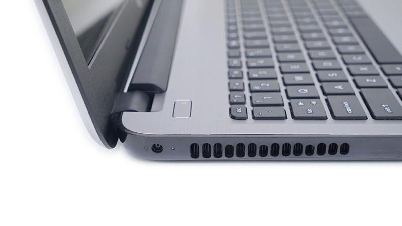 Laptop HP 15-ay073TU X3B55PA