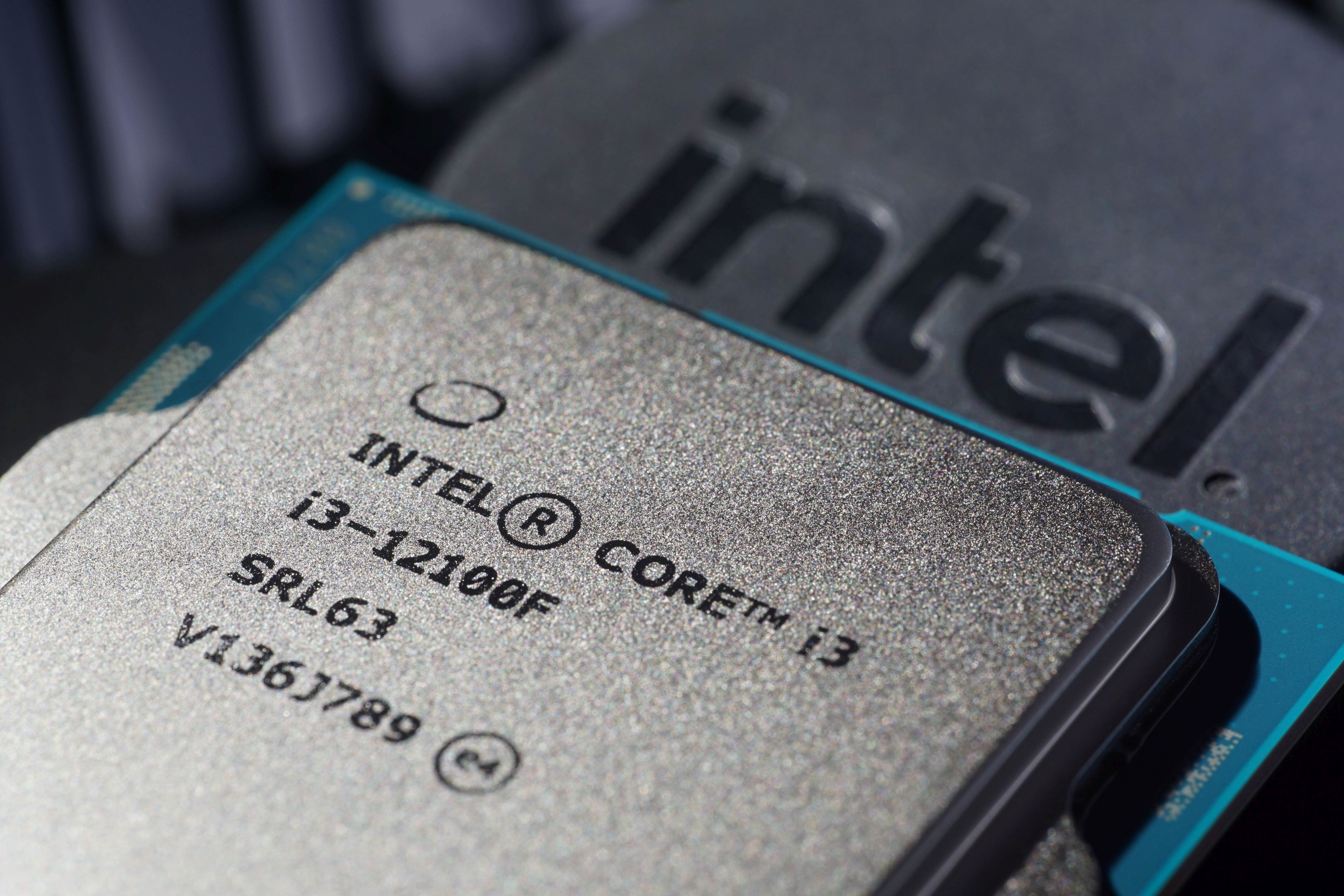 CPU Intel Core i3 12100F 3.3GHz (Socket 1700, 4 nhân 8 luồng 12Mb) TRAY ( Bảo hành 36T )