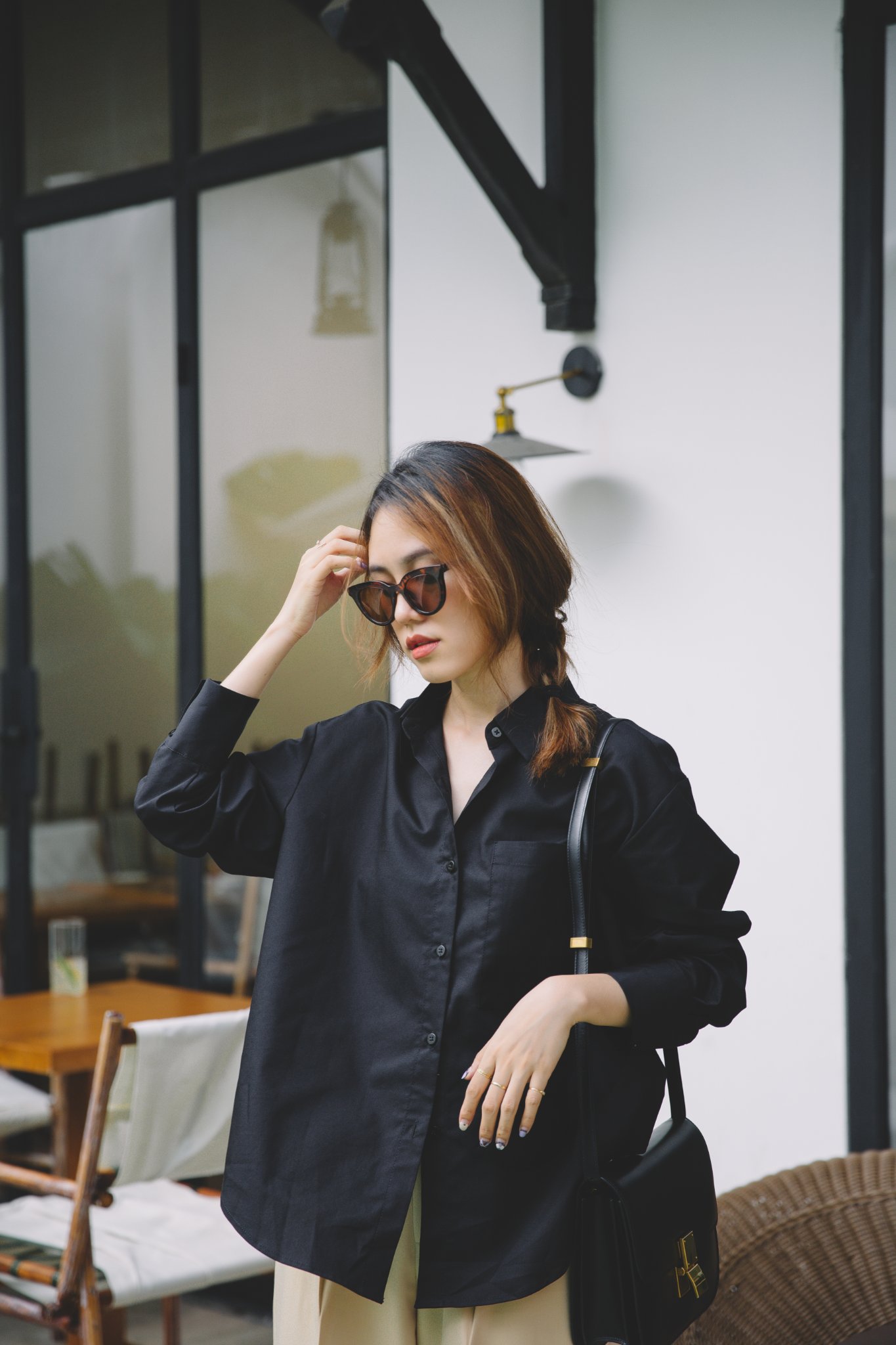 Chicka Chicka - Áo sơ mi Oversized basic shirt - Black