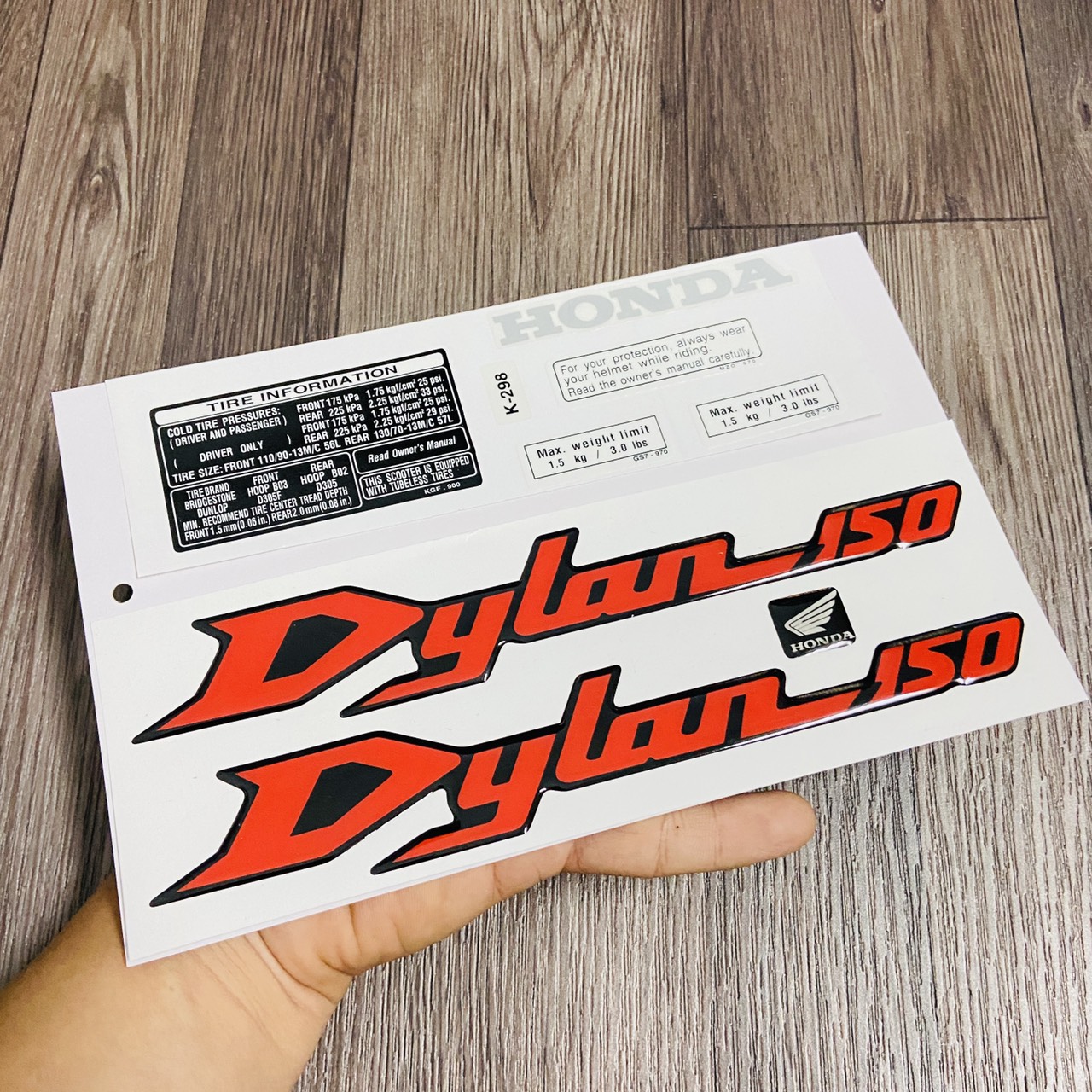[DYLAN ĐỎ) TEM DÁN XE DYLAN 150CC CAO CẤP NHƯ TEM ZIN (CÓ THÔNG SỐ CỦA XE)