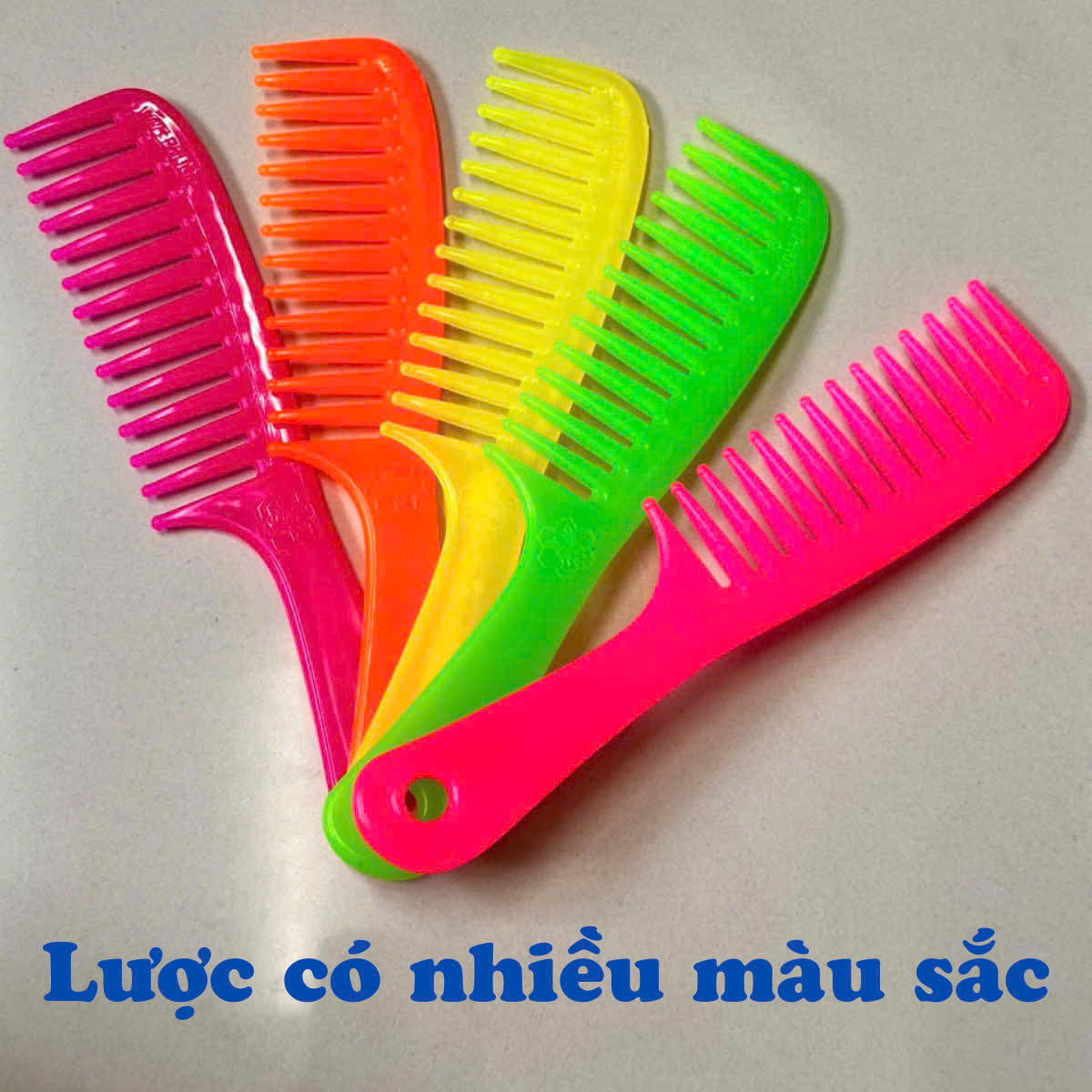 Set 2 Lược răng thưa - lược xù chải tóc xoăn Vĩnh Phước
