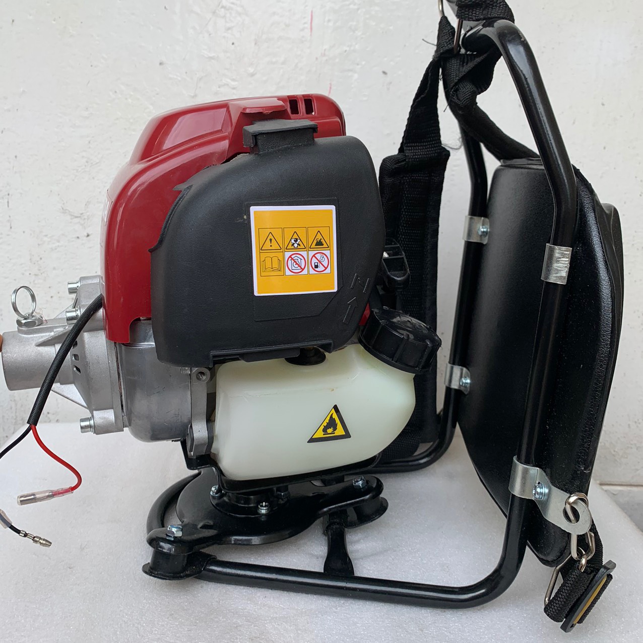 Máy cắt cỏ đeo lưng , Máy cắt cỏ đeo lưng Honda GX35