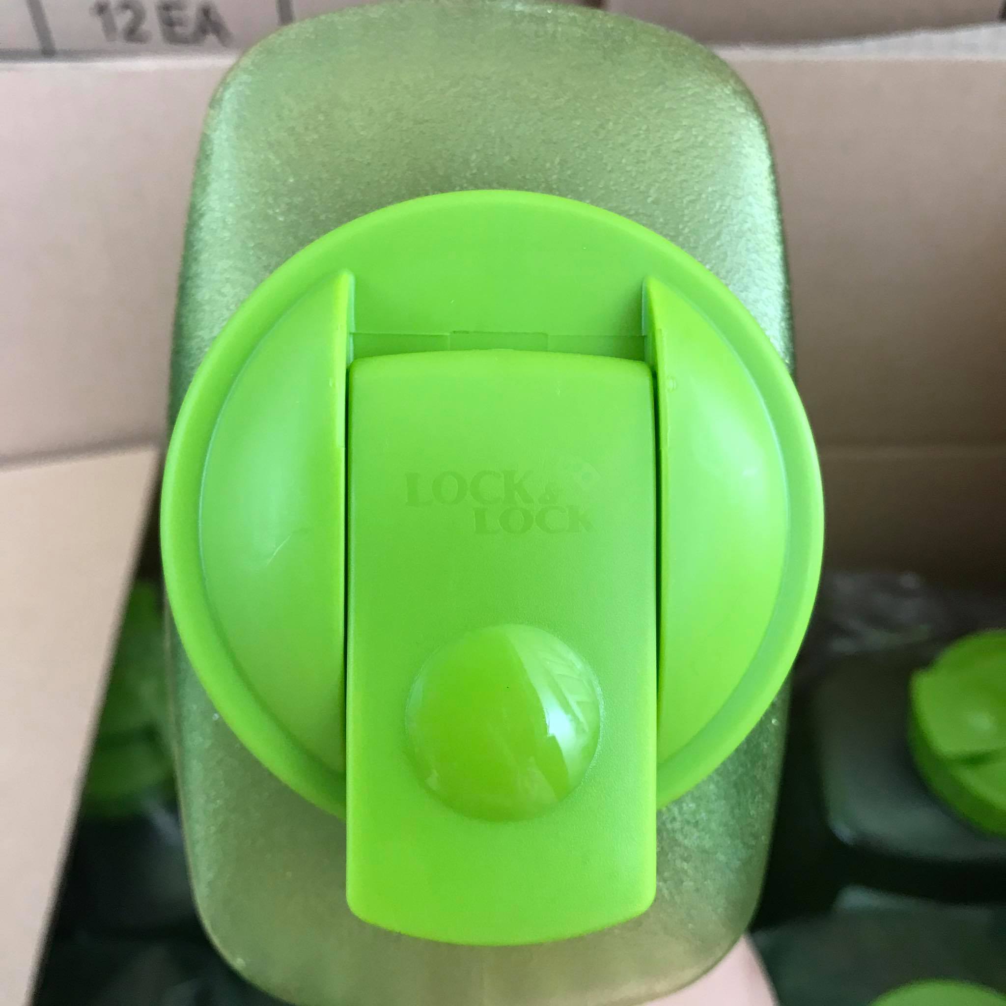 Bình đựng nước Lock&lock 2,1 lít ( giao màu ngẫu nhiên )