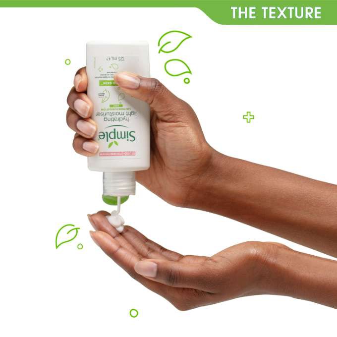 Kem Dưỡng Ẩm Simple Hydrating Light Moisturiser