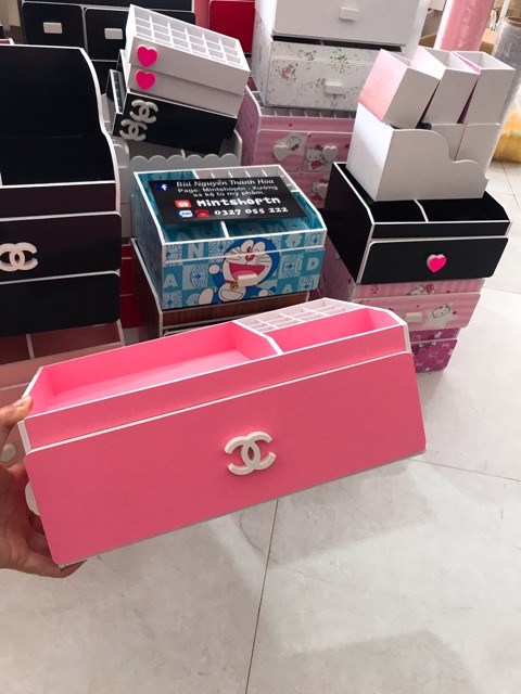 kệ mỹ phẩm ĐẠI 35cm màu hồng phấn mới