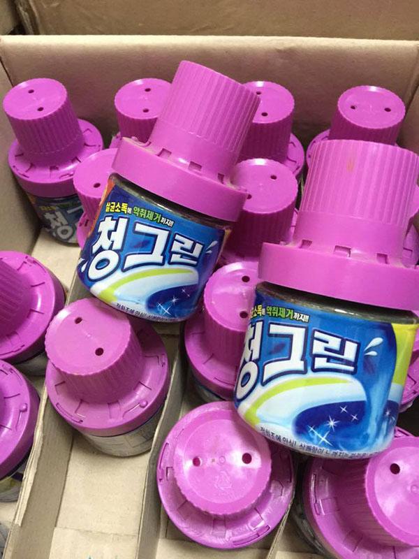 Chai Tẩy Bồn Cầu Khử Mùi 450ml