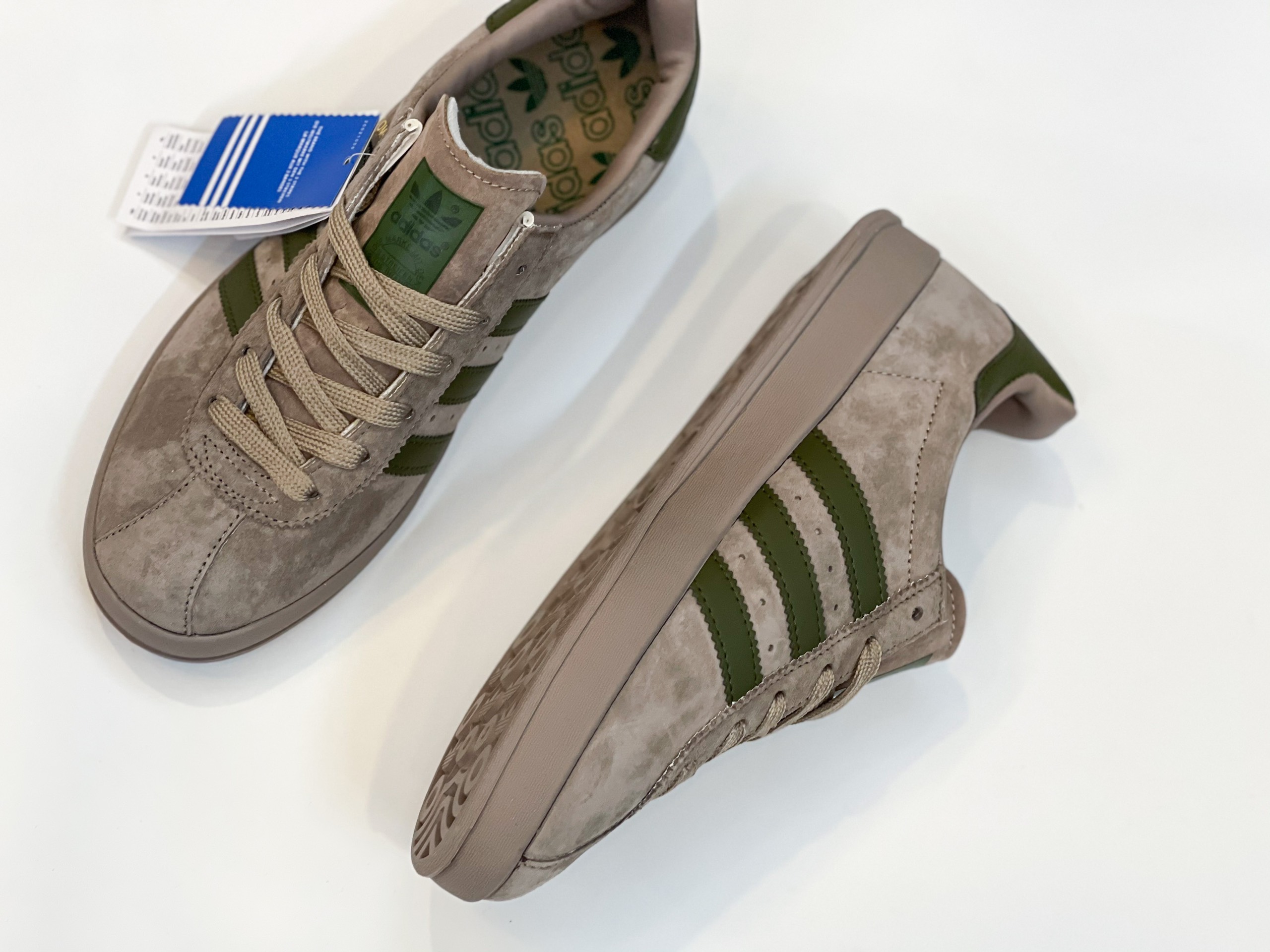 Giày Sneakers nam da lộn mới êm bền thời trang (nâu xanh)
