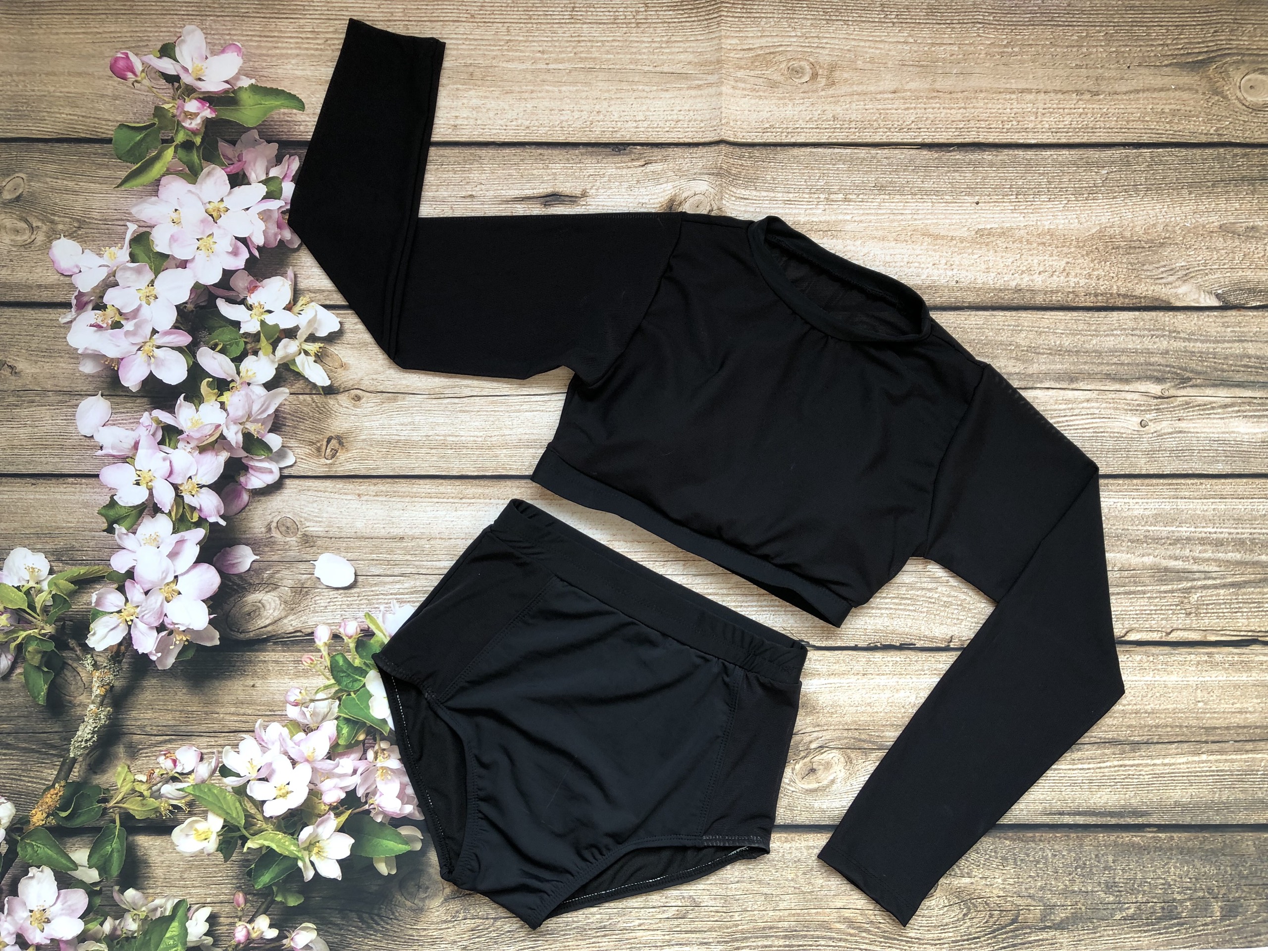 [HCM]Bikini tay dài phối lưới (màu đen và trắng) Eva shop