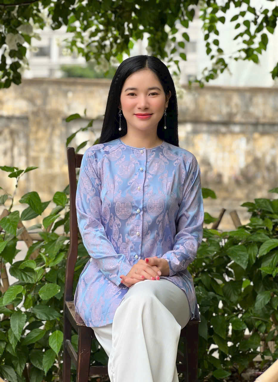 ÁO BÀ BA CÁCH TÂN LỤA GẤM DÂY KÉO