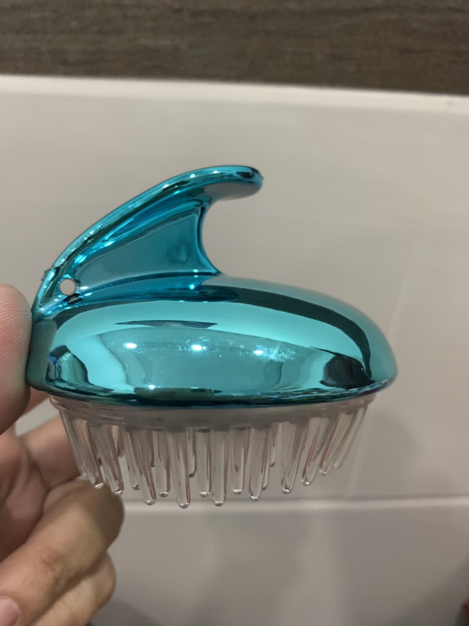 Lược gội đầu silicon màu xanh