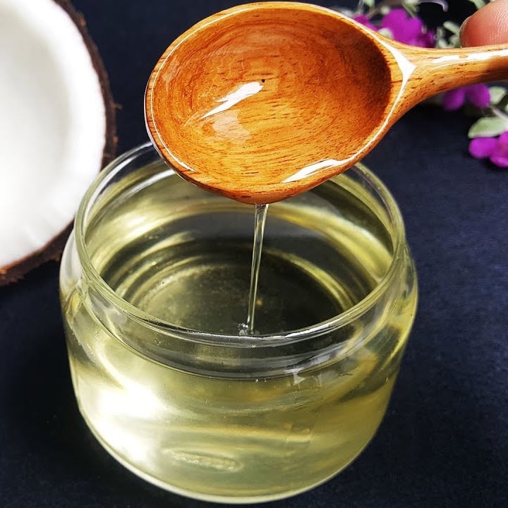 Tinh Dầu Dừa Nguyên Chất Bến Tre