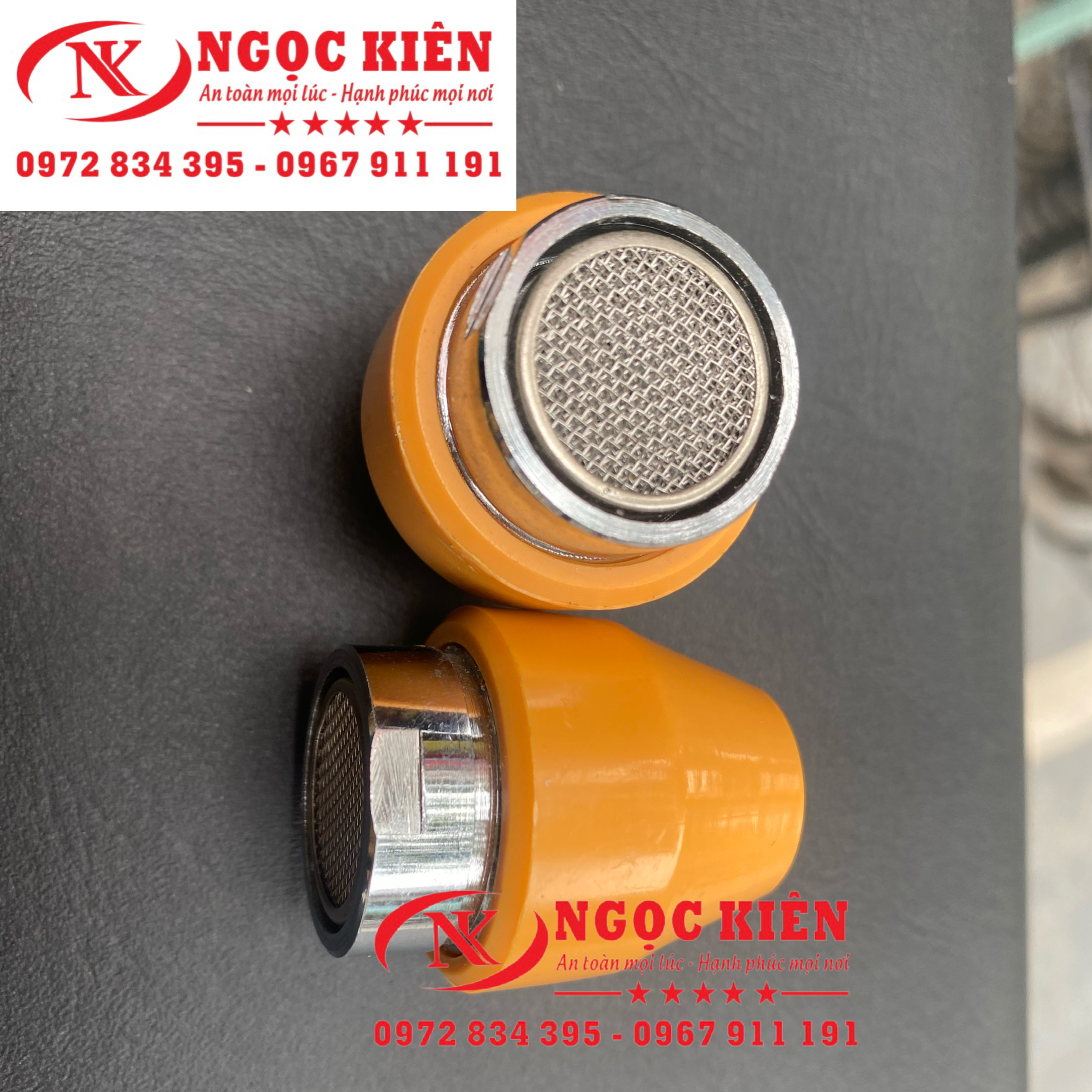 vòi rửa mắt khẩn cấp