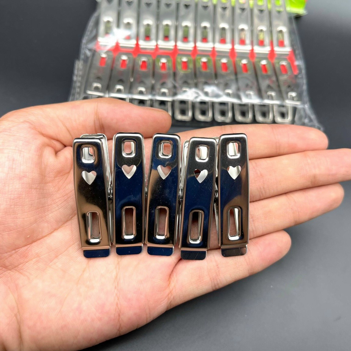 Set 16 bộ kẹp quần áo bằng inox mới