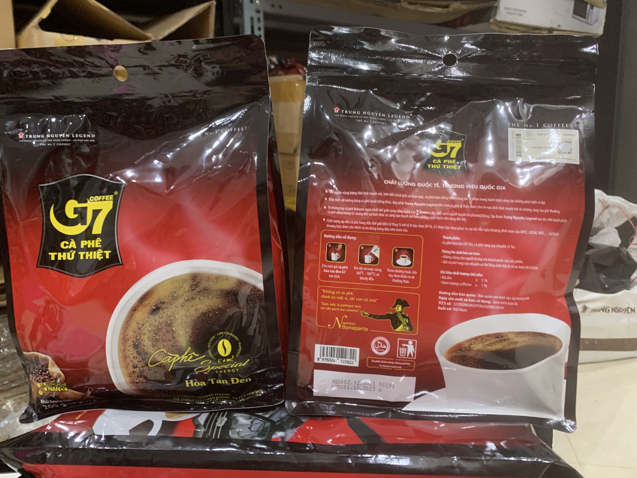 Cà Phê G7 Hòa Tan Đen - Không Đường - Bịch 100 gói 2g