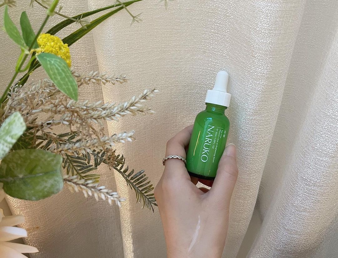 Naruko serum cấp ẩm trà tràm 30 ml – Naruko Tea Tree Shine Control and Blemish Clear Serum 30 ml