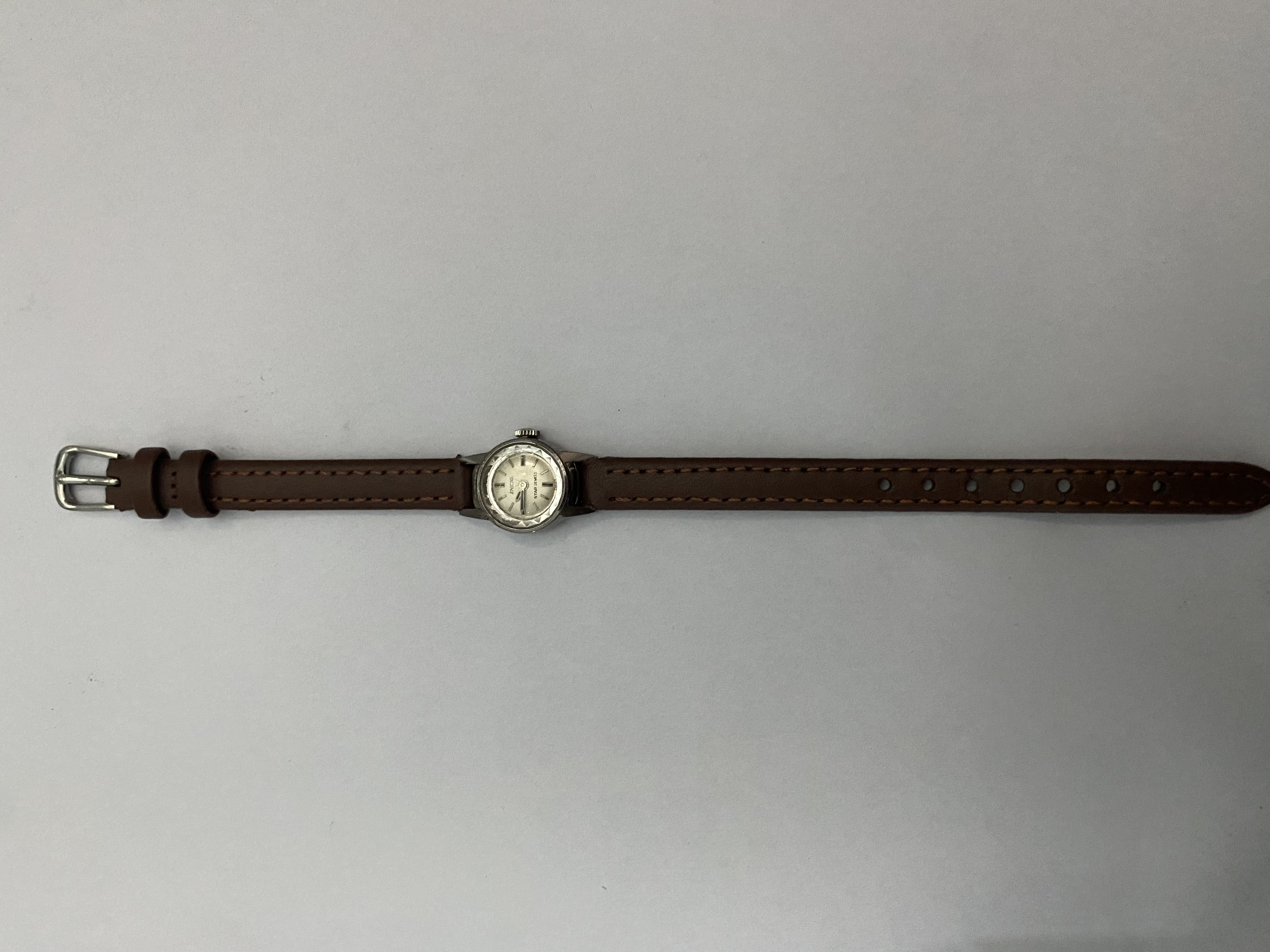 Đồng hồ nữ Enicar máy Thụy Sĩ cơ cót
