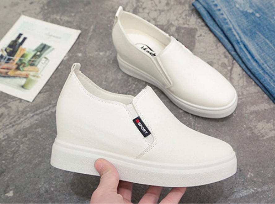 [CHẤT LƯỢNG] Giày độn đế nữ, giày slip on nữ độn đế da trơn và lazer lổ thoáng khí cao 6cm, êm chân S065
