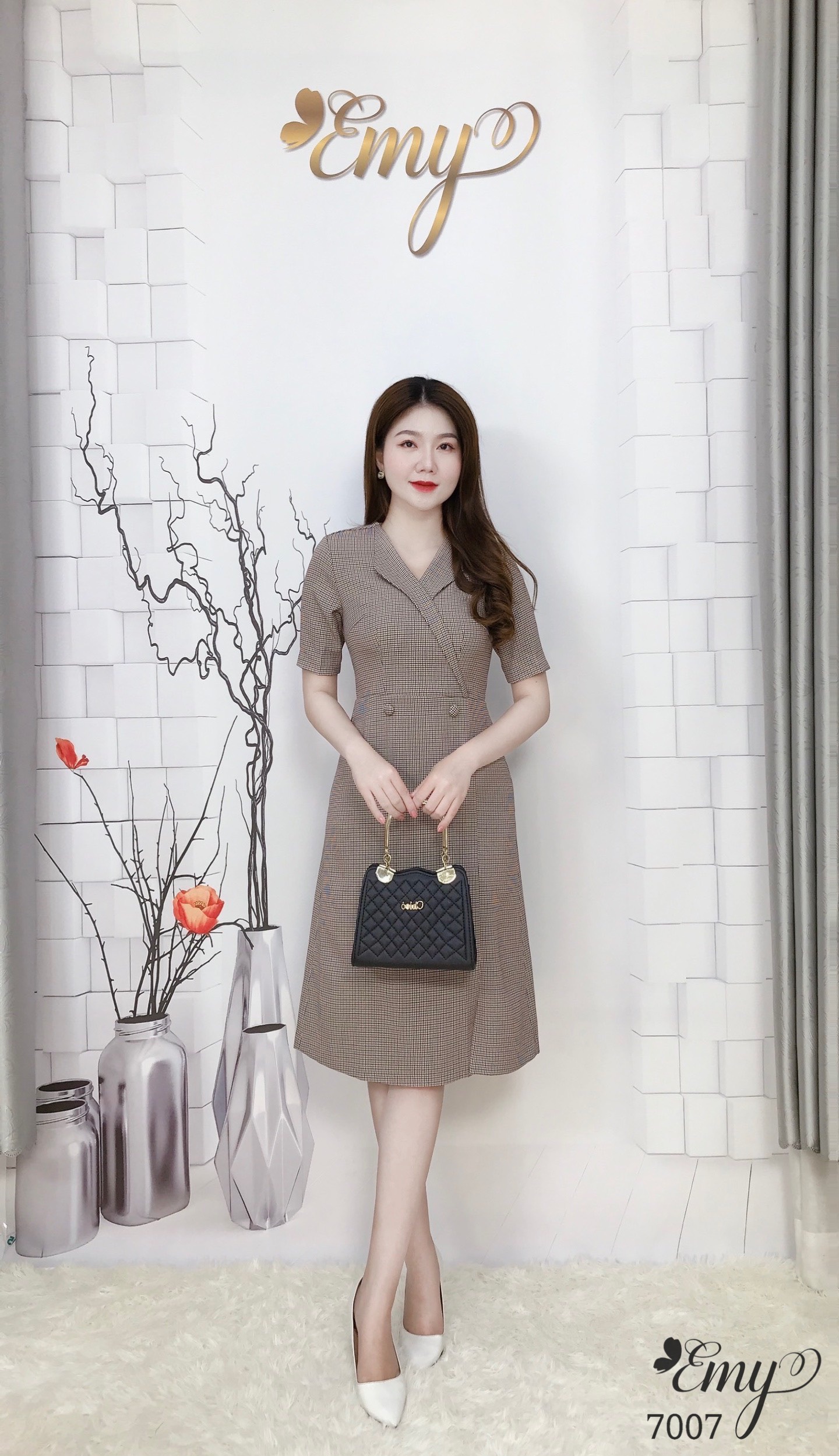 Đầm emy em7007 body a cổ danton