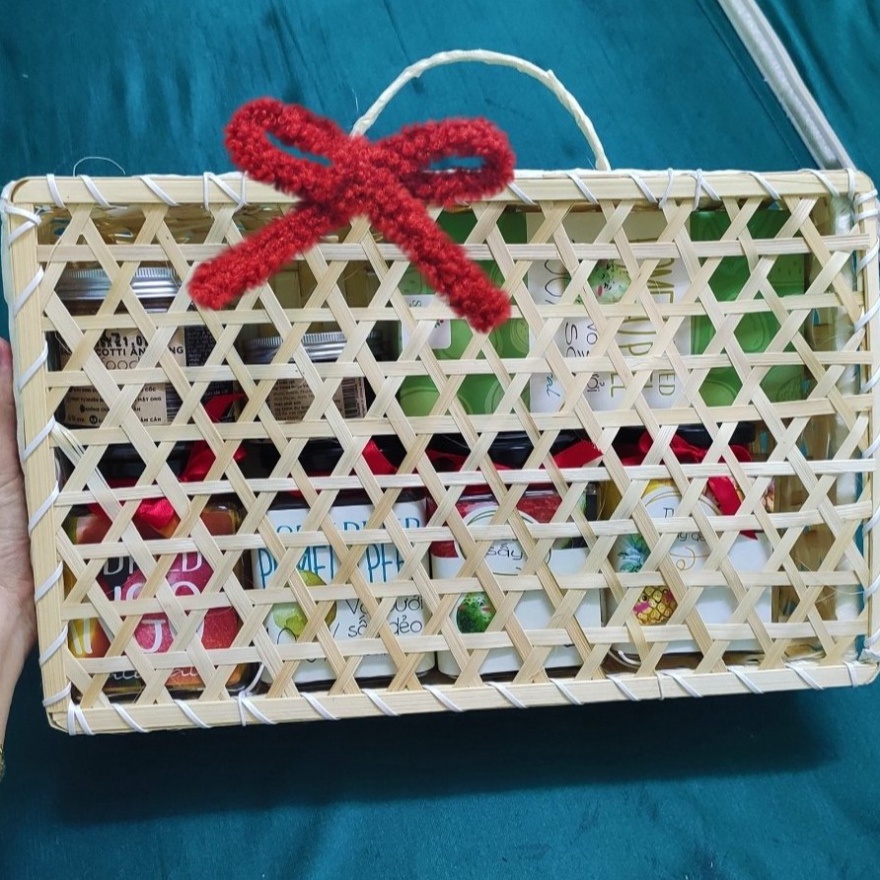 Hộp Đựng quà bằng tre đan size 26x26
