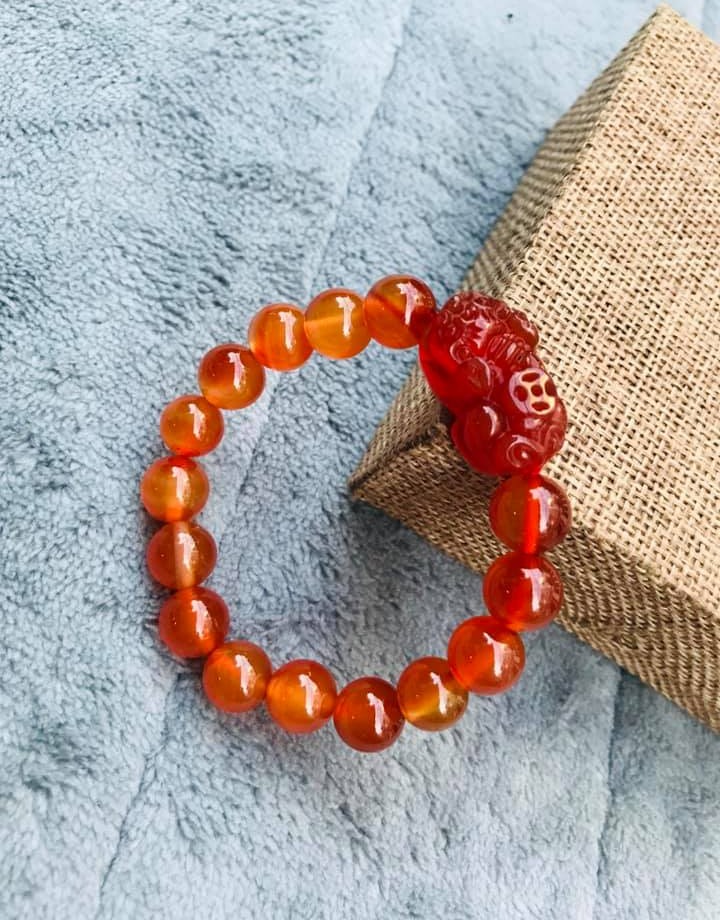 VÒNG TAY TỲ HƯU ĐÁ MÃ NÃO ĐỎ 10LY