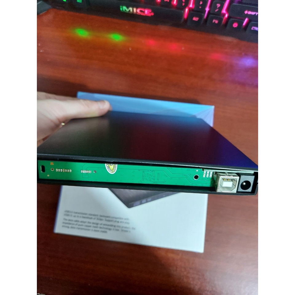 Box DVD Laptop Di Động USB 2.0 (Hộp Đựng Ổ Đĩa Laptop Thành Ổ Đĩa DVD Gắn Ngoài Kết Nối Qua Cổng USB)