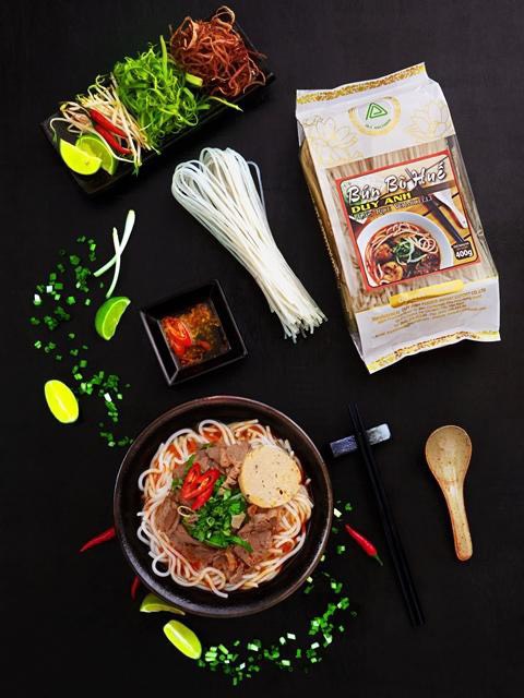 Bún bò Huế Bún tươi sợi to