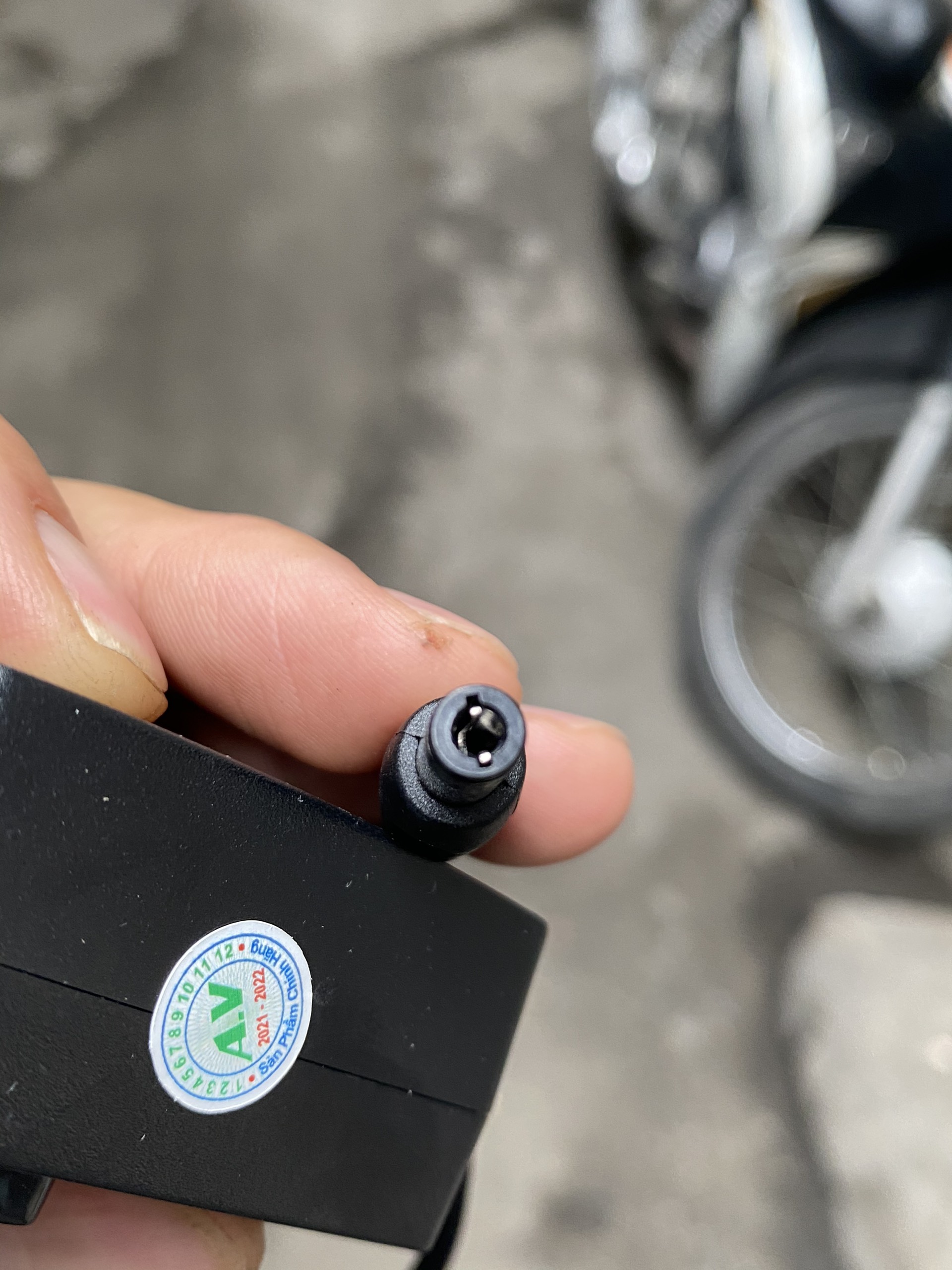 Dây nguồn máy chấm công vân tay