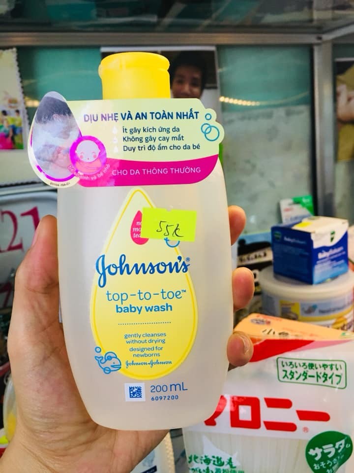 Sữa tắm gội 2 trong 1 Johnson Baby chai 200ml và 500ml