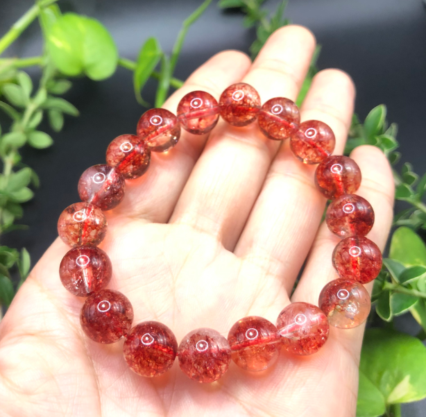 ( MẪU MỚI ) Chuỗi Vòng tay đá thạch anh ưu linh đỏ 10MM mang phong thủy bình an.