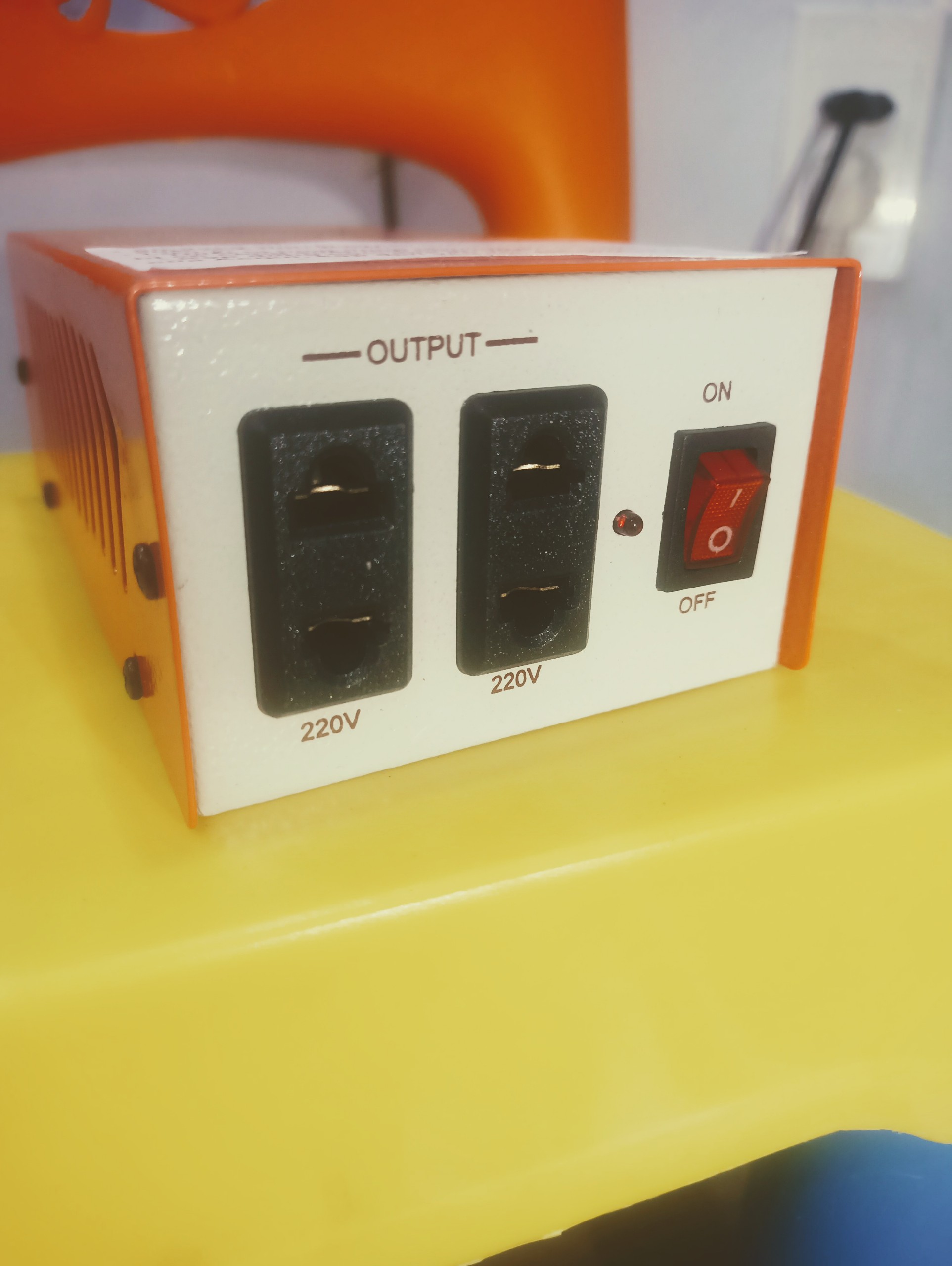 Công tắc bập bênh 3 chân có đèn báo 15A 250V KCD3