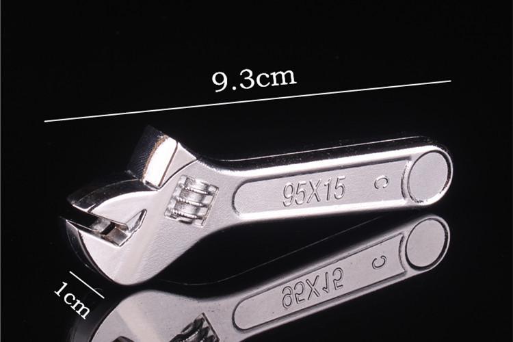 Bật lửa hình Mỏ Lết độc đáo ( kim loại )