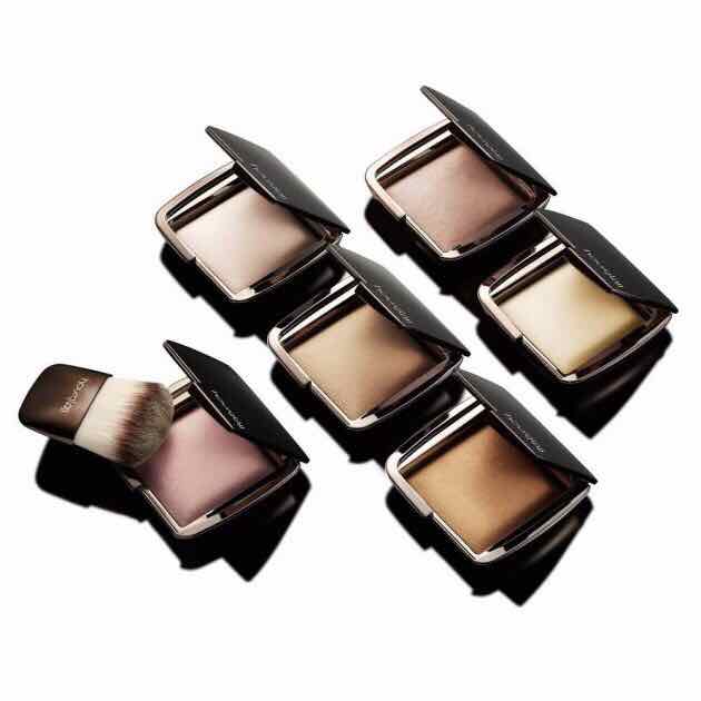 PHẤN BẮT SÁNG HOURGLASS AMBIENT LIGHTING POWDER IN LUMINOUS LIGHT MINI SIZE