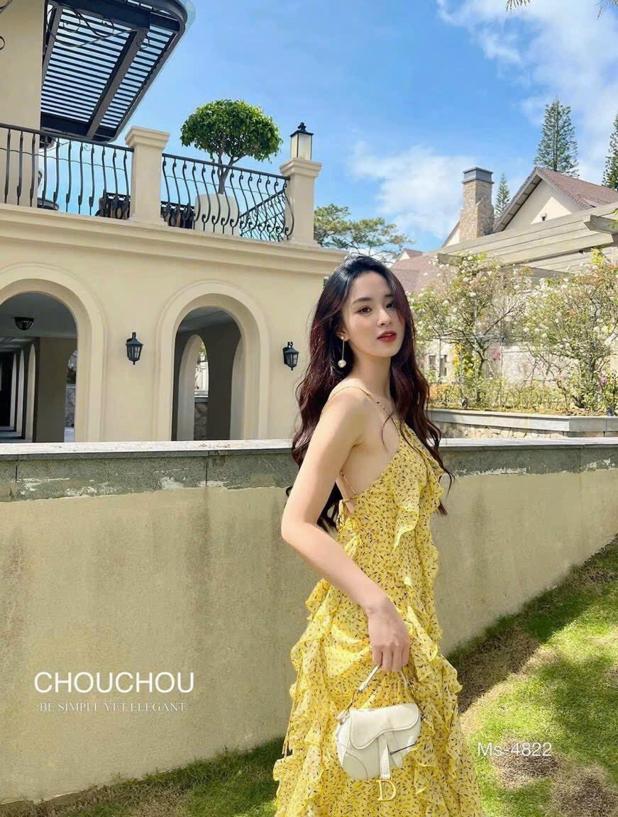 Đầm xòe voan hoa cổ yếm phối bèo có mút
