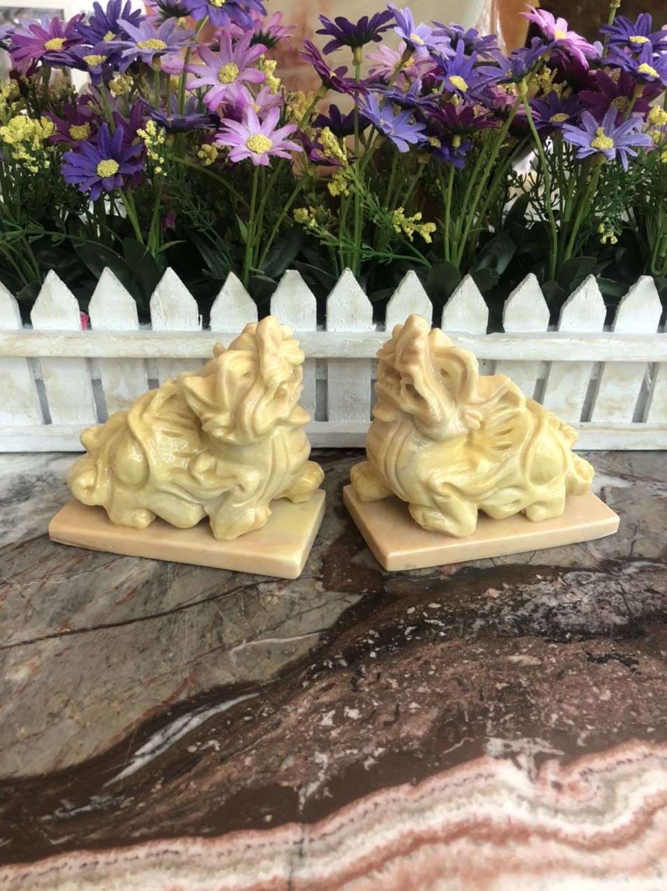 Cặp Tỳ Hưu phong thủy đá cẩm thạch vân đen - Dài 25cm