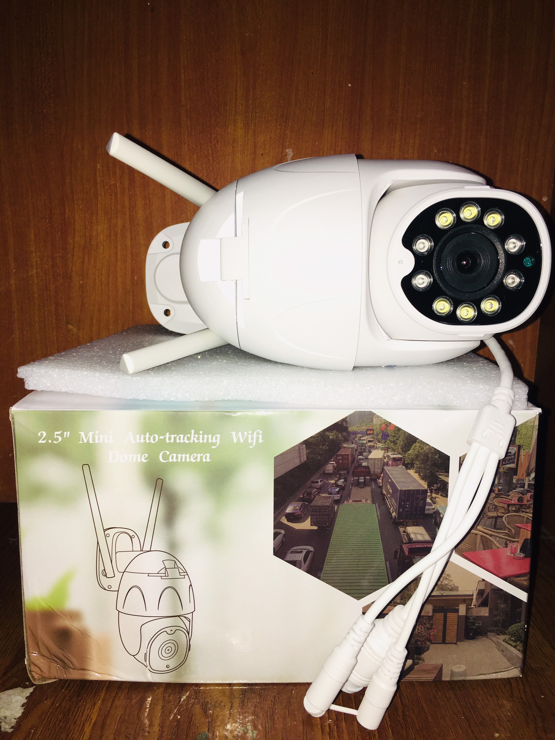 Camera ip wifi ngoài trời-trong nhà PTZ 2.0 Mpx- 1920 x1080,Xoay 360 độ,camera WIFI KHÔNG DÂY XEM ĐÊM CÓ MÀU,Ghi âm, đàm thoại 2 chiều, lưu trữ video.
