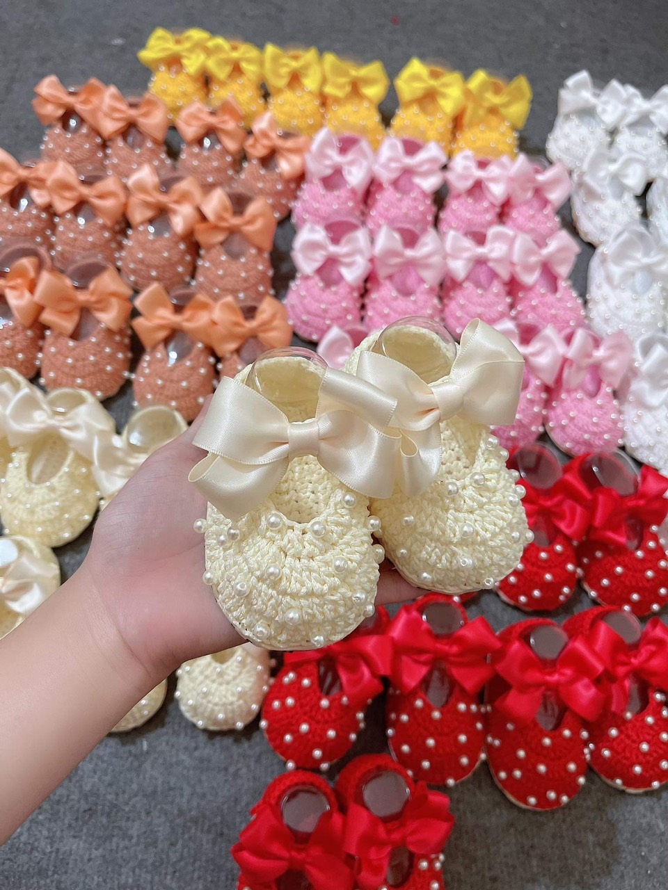 Giày đan sợi thủ công cho bé