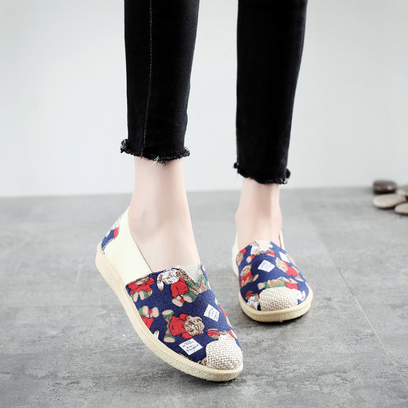 Giầy lười nữ vải đẹp đi bộ êm chân, giầy slip on vải đế mềm, giầy vintage họa tiết đẹp A99 V276
