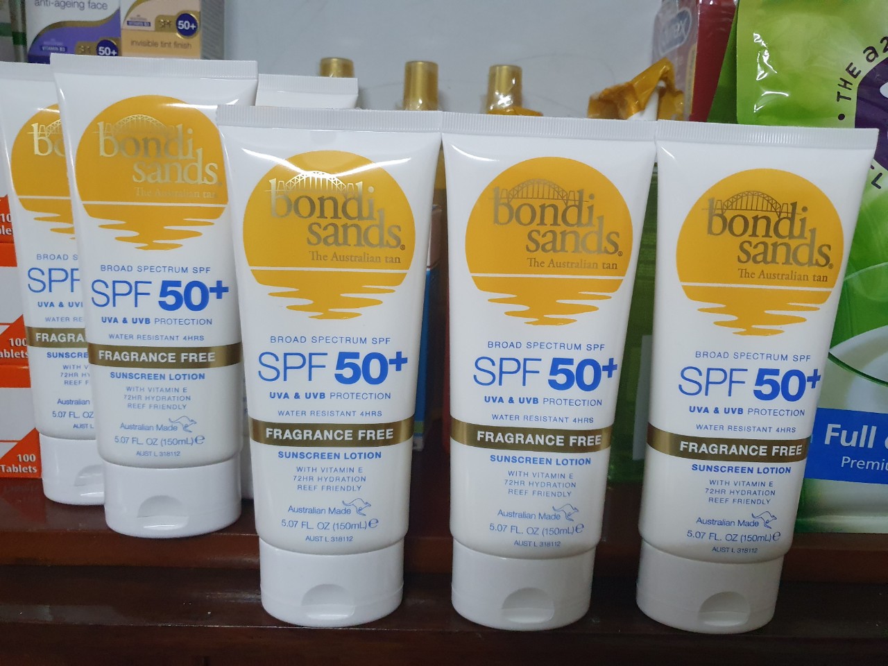 Kem chống nắng Bondi Sands SPF 50+ Úc (có bill, đi air)