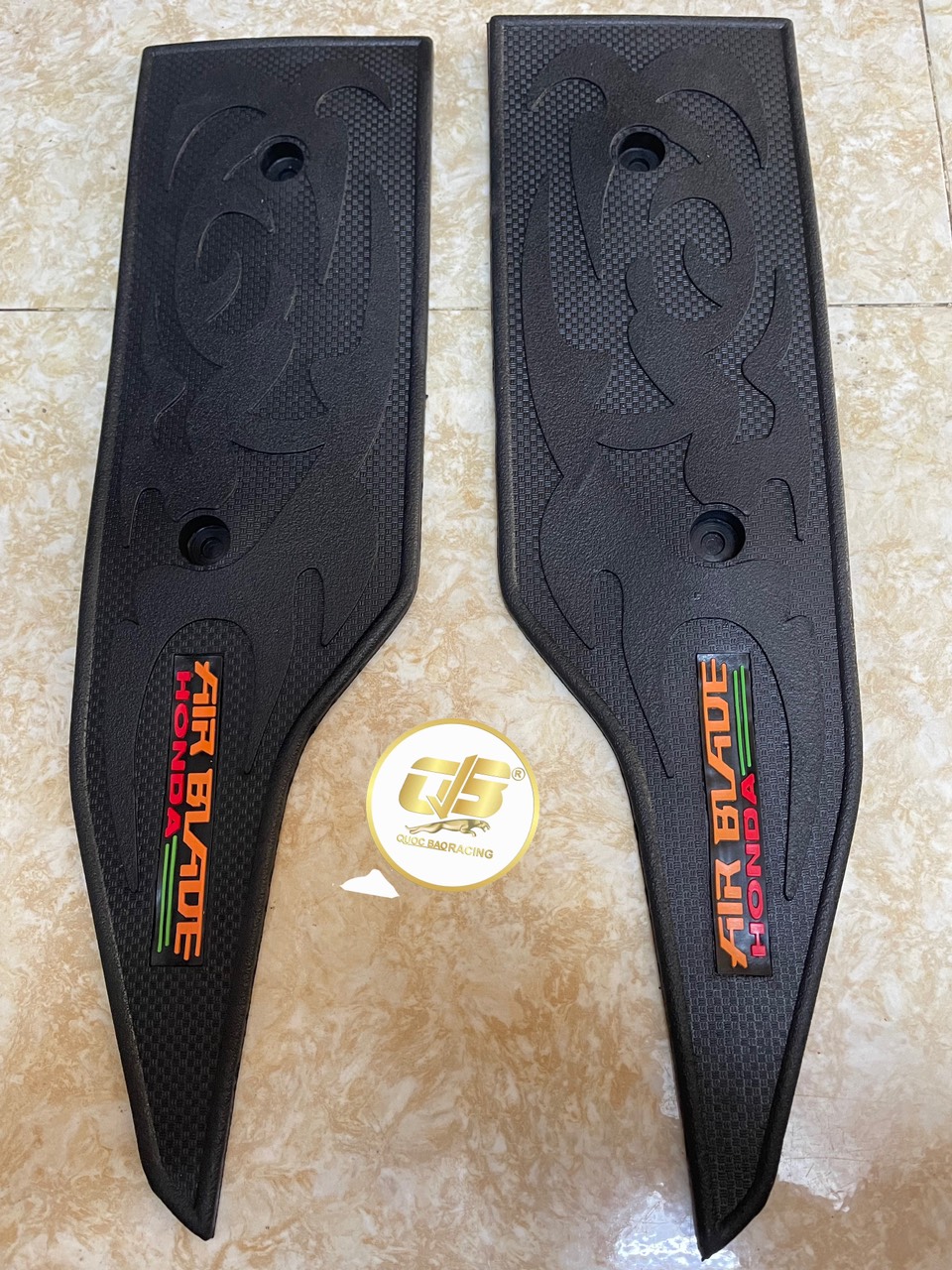 Thảm lót chân cao su cho xe Air Blade cao cấp (đời 2016-2019 & 2020-2021)