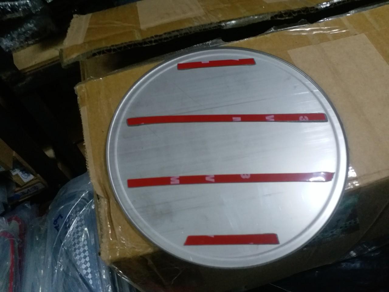 Ốp nắp xăng Kia Soluto