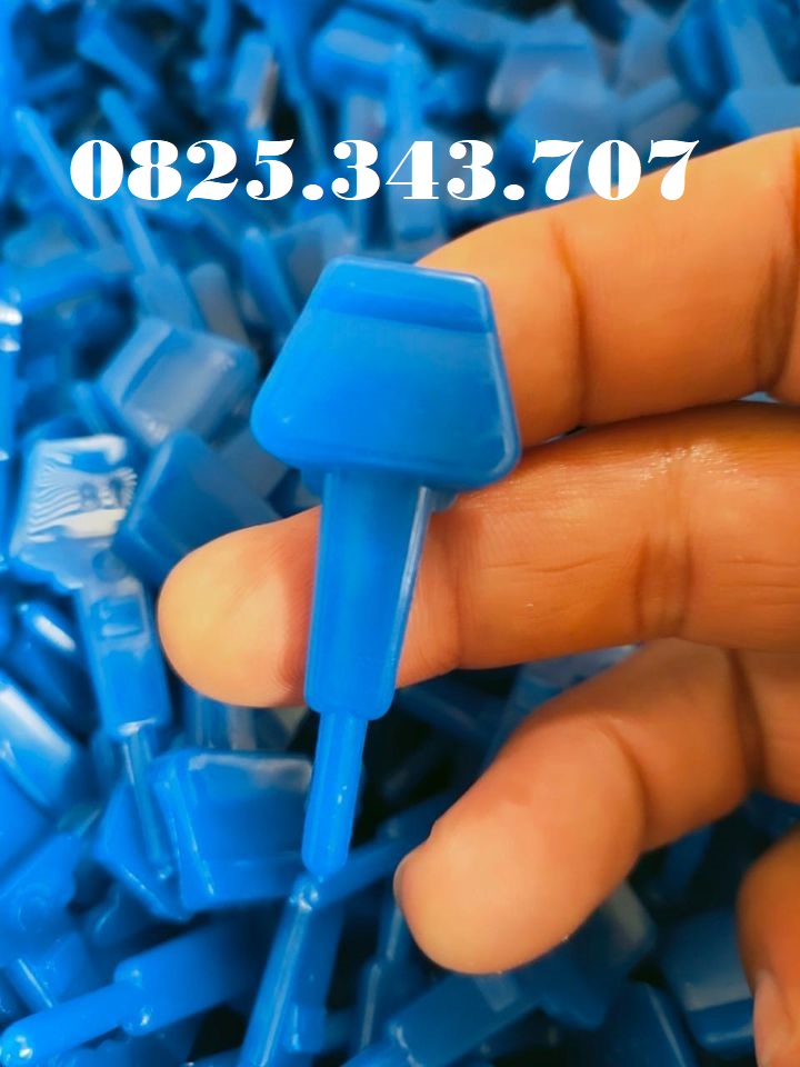 Ti vòi nước bình 20L (500g) màu xanh dương