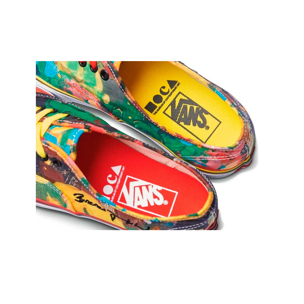 Giày Vans MOCA Authentic VN0A5KRD8CR