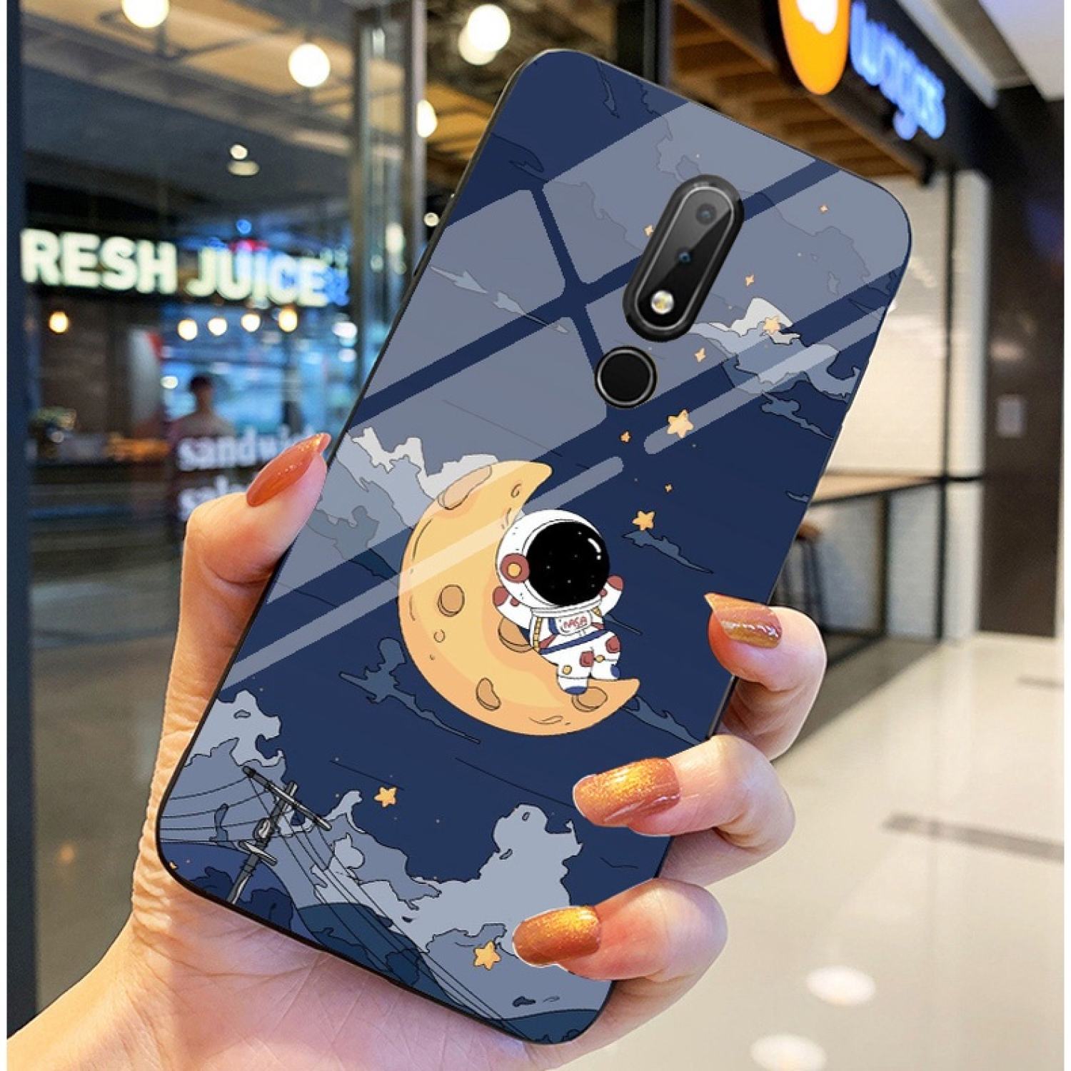 Ốp lưng nokia 8.1 ốp kính bóng cao cấp phi hành gia