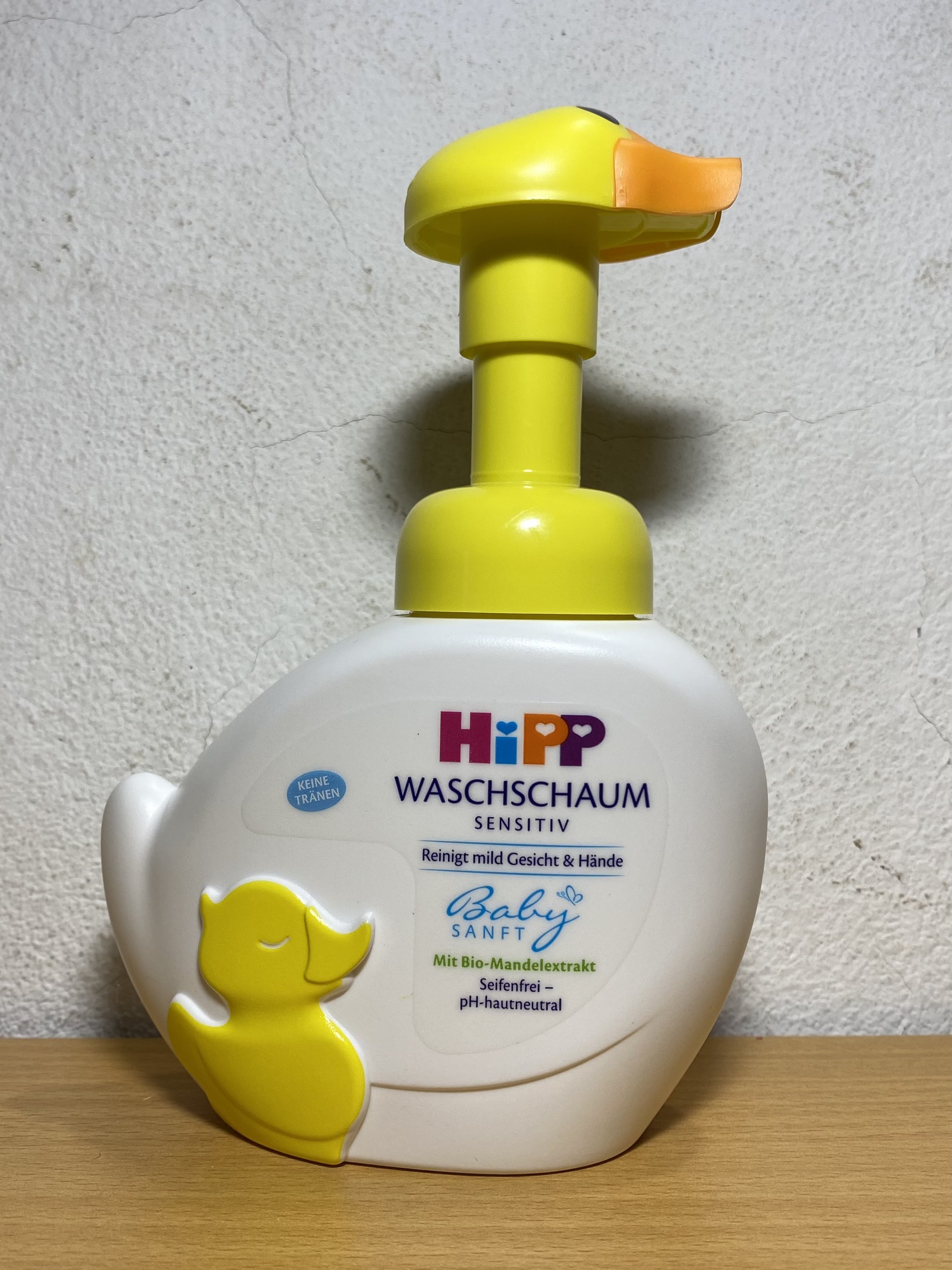 Dầu gội và sữa tắm HIPP - Đức