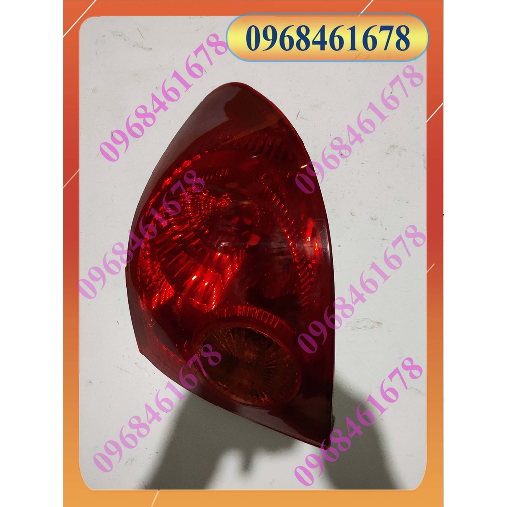 Đèn hậu altis đời 2001-2005 : miếng ngoài