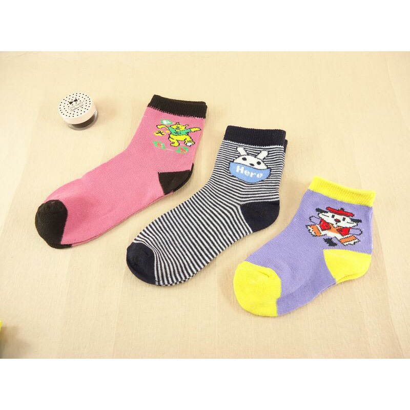 Set 2 đôi tất siêu đáng yêu dành cho bé 1-5 tuổi