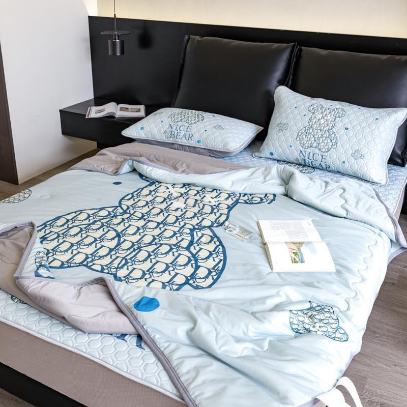 BỘ CHIẾU ĐIỀU HÒA CAO SU NON BEAR COLLECTION