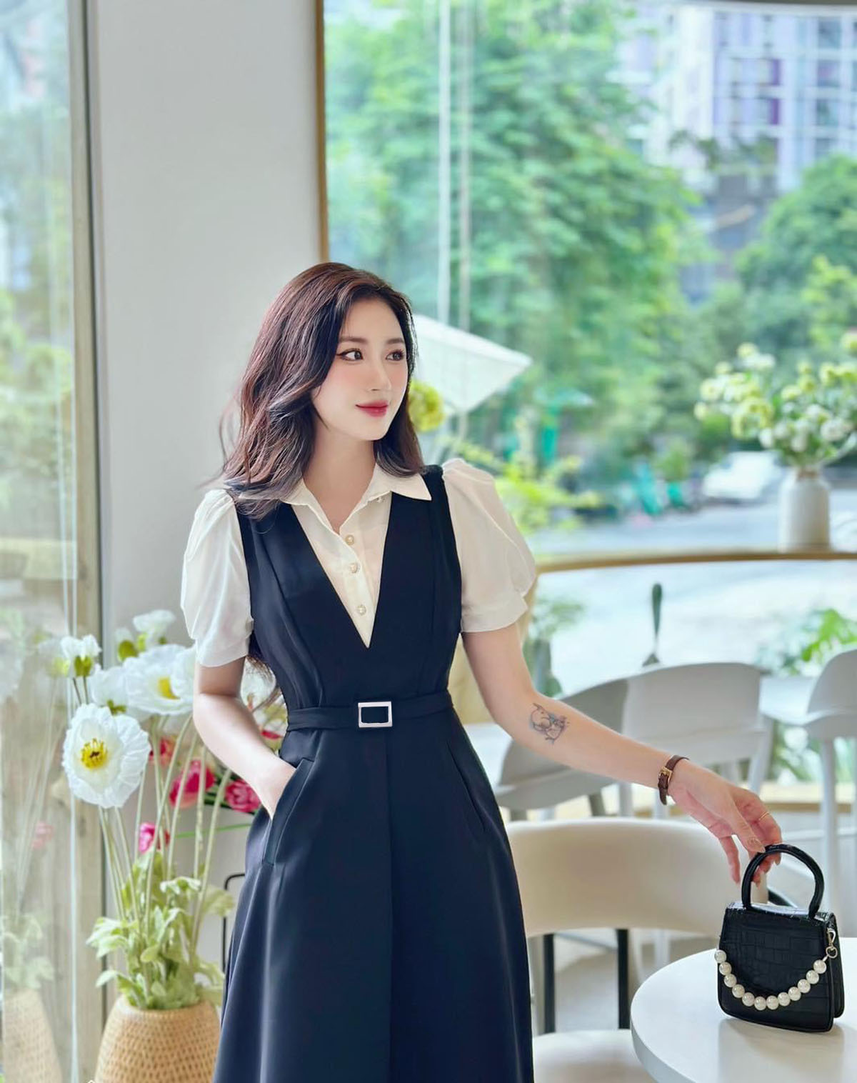 Yếm dài sang chảnh phối được nhiều kiểu áo (không kèm áo)